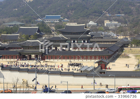Gwanghwamun, Gyeongbokgung Palace (Historic Site No. 117), Jongno-gu, Seoul, Korea Gwanghwamun, Gyeongbokgung Palace (Historic Site No. 117), Jongno-gu, Seoul, Korea 33966736