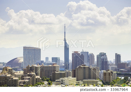 Beautiful cityscape of Fukuoka 33967964
