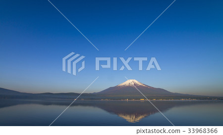 Fuji 16: 9 at dawn 33968366