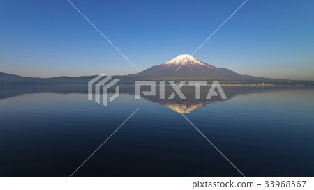 Fuji 16: 9 at dawn 33968367