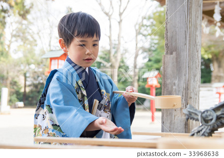 七個三五五歲的男孩 33968638