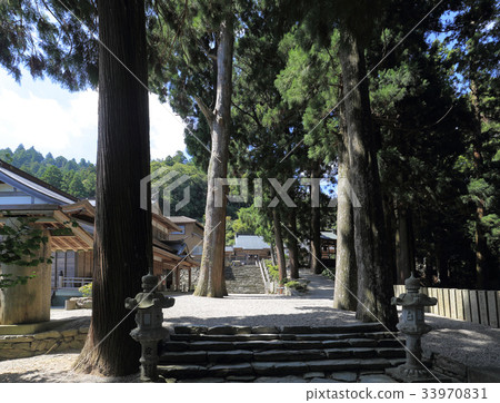 Look at the main hall from Shikoku Reijo No. 12 No. Fudasho "Yakeyamadera" approach 33970831