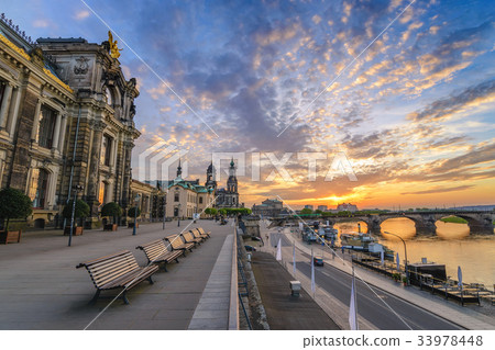Dresden sunset city skyline, Germany Dresden sunset city skyline, Germany 33978448
