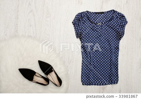 Blue blouse with polka dots, shoes 33981867