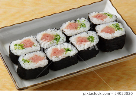 Green onion tuna roll 34033820