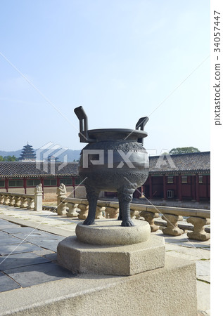 Censer，Kunjongjeon，Gyeongbok Palace 34057447