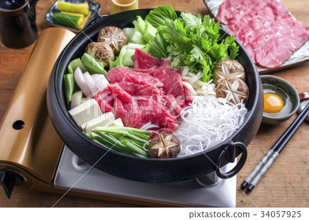 Traditional Japanese Sukiyaki  34057925
