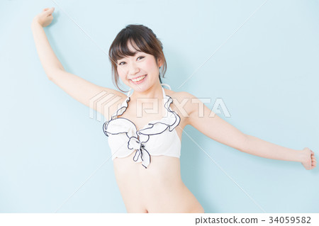 一個泳裝女士 一個泳裝女士 34059582