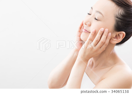 Beauty woman skincare beauty young woman Beauty woman skincare beauty young woman 34065138
