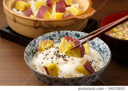 Sweet potato rice Sweet potato rice 34070883