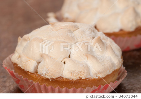 Crostata with apples and cream Crostata with apples and cream 34073044