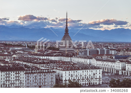 Cityscape of Torino (Turin, Italy) at dusk 34080268