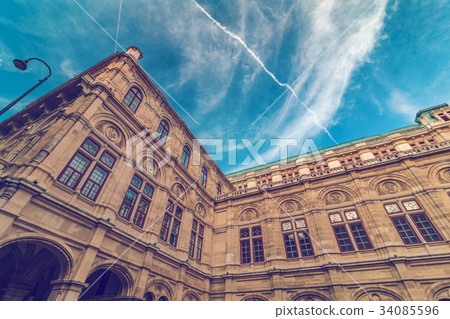 Vienna State Opera detail Vienna State Opera detail 34085596