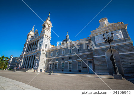 Santa Maria la Real de La Almudena Cathedral Santa Maria la Real de La Almudena Cathedral 34106945