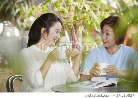 母親，女兒，母親和女兒約會 34130024
