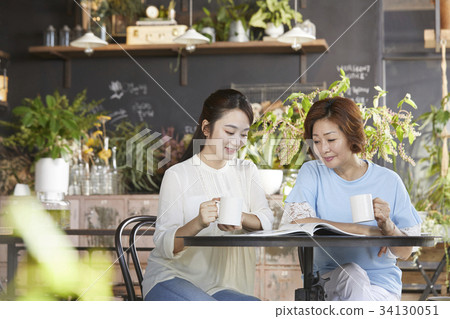 母親，女兒，母親和女兒約會 34130051