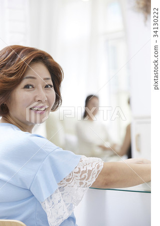 母親,女兒,母親和女兒約會,美甲 母親,女兒,母親和女兒約會,美甲 34130222