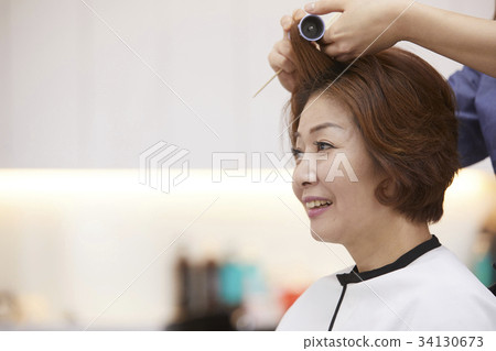 母親，母親和女兒約會，美容院 34130673