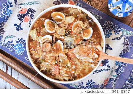 Braise rice with the mixed seafood 34140547