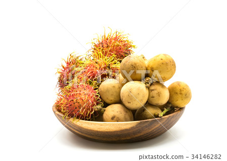 Fresh Rambutans and Longkongs in a wooden bowl 34146282