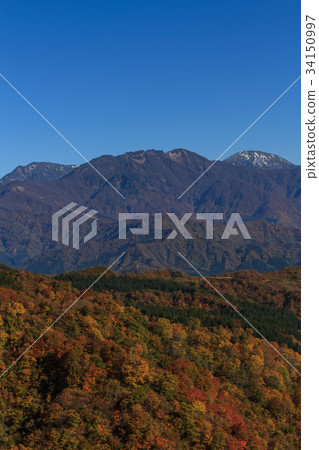 Landscape of Minamiuonuma seen from autumn Uonuma skyline 34150997