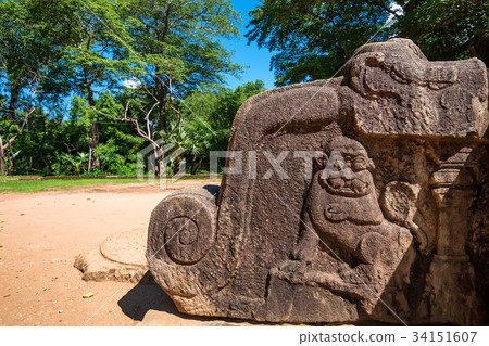 Lion sculptures of Polonnaruwa in Sri Lanka Lion sculptures of Polonnaruwa in Sri Lanka 34151607