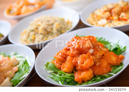 Chinese cuisine  34153074