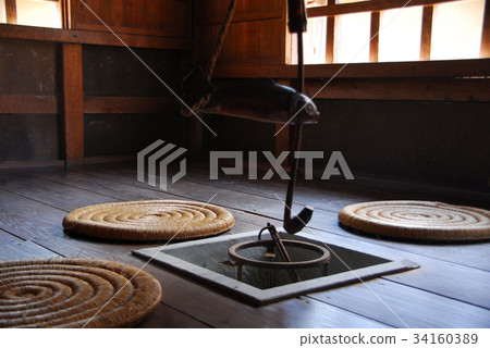 The hearth of the restored townhouse in Asakura ruins 34160389