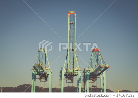 container ship in the port of algeciras, spain 34167152