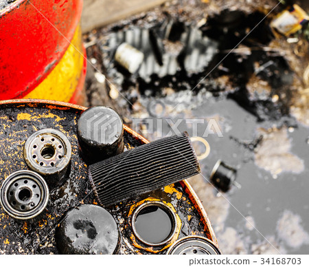 Used oil filters for low depth of field 34168703