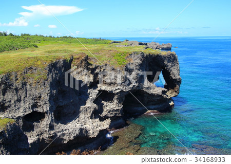 Okinawa Manzamo in fine weather 34168933