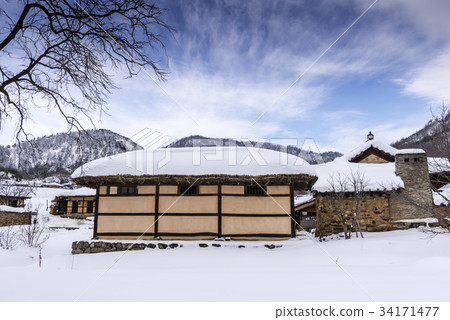 Wangok Village, Goseong-gun, Gangwon-do 34171477
