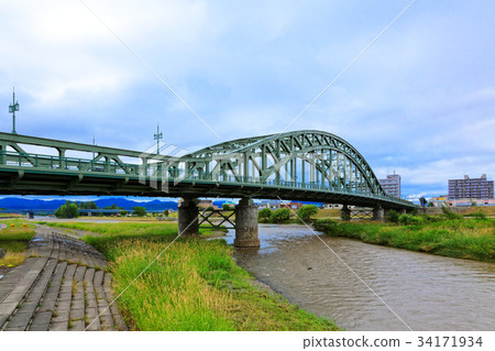 Asahi Bridge over the Ishikari River in Asahikawa Showa-dori Asahi Bridge over the Ishikari River in Asahikawa Showa-dori 34171934