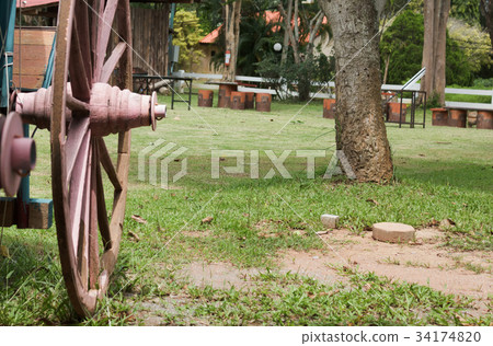 wagon Wheel wagon Wheel 34174820