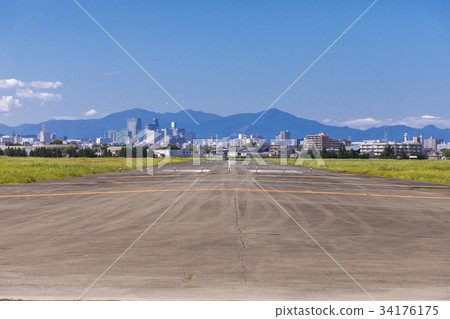仙台市區001在跑道上 仙台市區001在跑道上 34176175