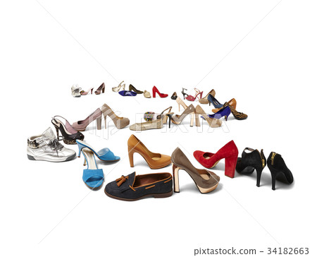 Huge selection of shoes 34182663