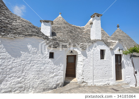 Trulli stone houses of Alberobello. Puglia, Italy 34185864