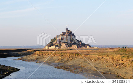 [Superb view of France] Mont Saint Michel 34188834