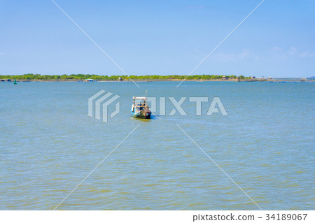 The fish ship anchor on beach The fish ship anchor on beach 34189067