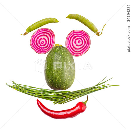 Face made of vegetables isolated 34194225
