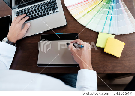 Coworkers team brainstorming process. Coworkers team brainstorming process. 34195547