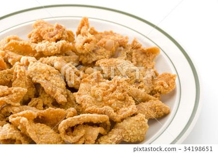 Crisp fried chicken skin 34198651