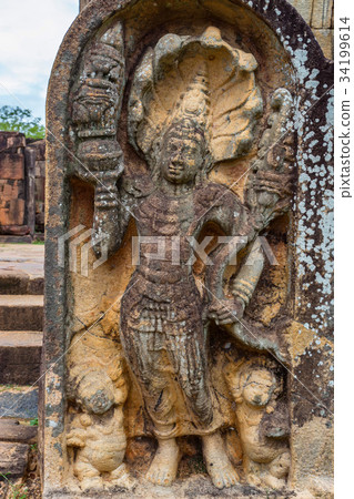 Guardstone of Vatadage in Polonnaruwa Guardstone of Vatadage in Polonnaruwa 34199614