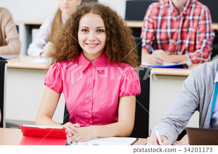 Students at lesson 34201173