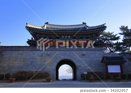 An Hae-ru, Gwangseongbo (Historic Site No. 227), Ganghwa-gun, Incheon An Hae-ru, Gwangseongbo (Historic Site No. 227), Ganghwa-gun, Incheon 34202957