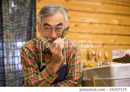 Lure shop clerk portrait Lure shop clerk portrait 34207575