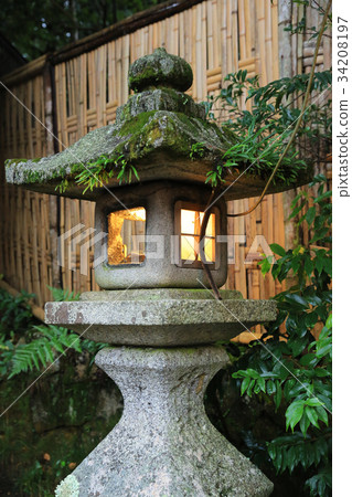 stone lantern 34208197