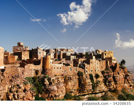 View to Shibam fortress and old city, Yemen 34208635