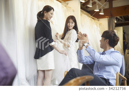 婚紗店，婚紗，婚禮策劃師，新婚夫婦，婚姻準備 34212736