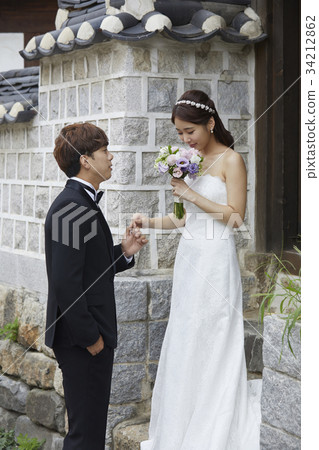 Marriage, newlyweds, marriage preparation Marriage, newlyweds, marriage preparation 34212862